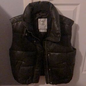 Ultra mini puffer vest